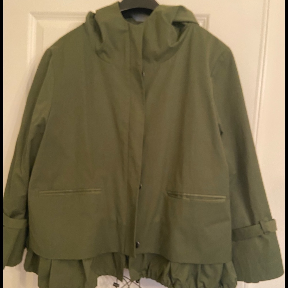 Hooded Loft rain coat with peplum.  Dark green, size XXL